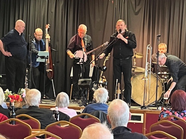 Easy Street Spankers on stage