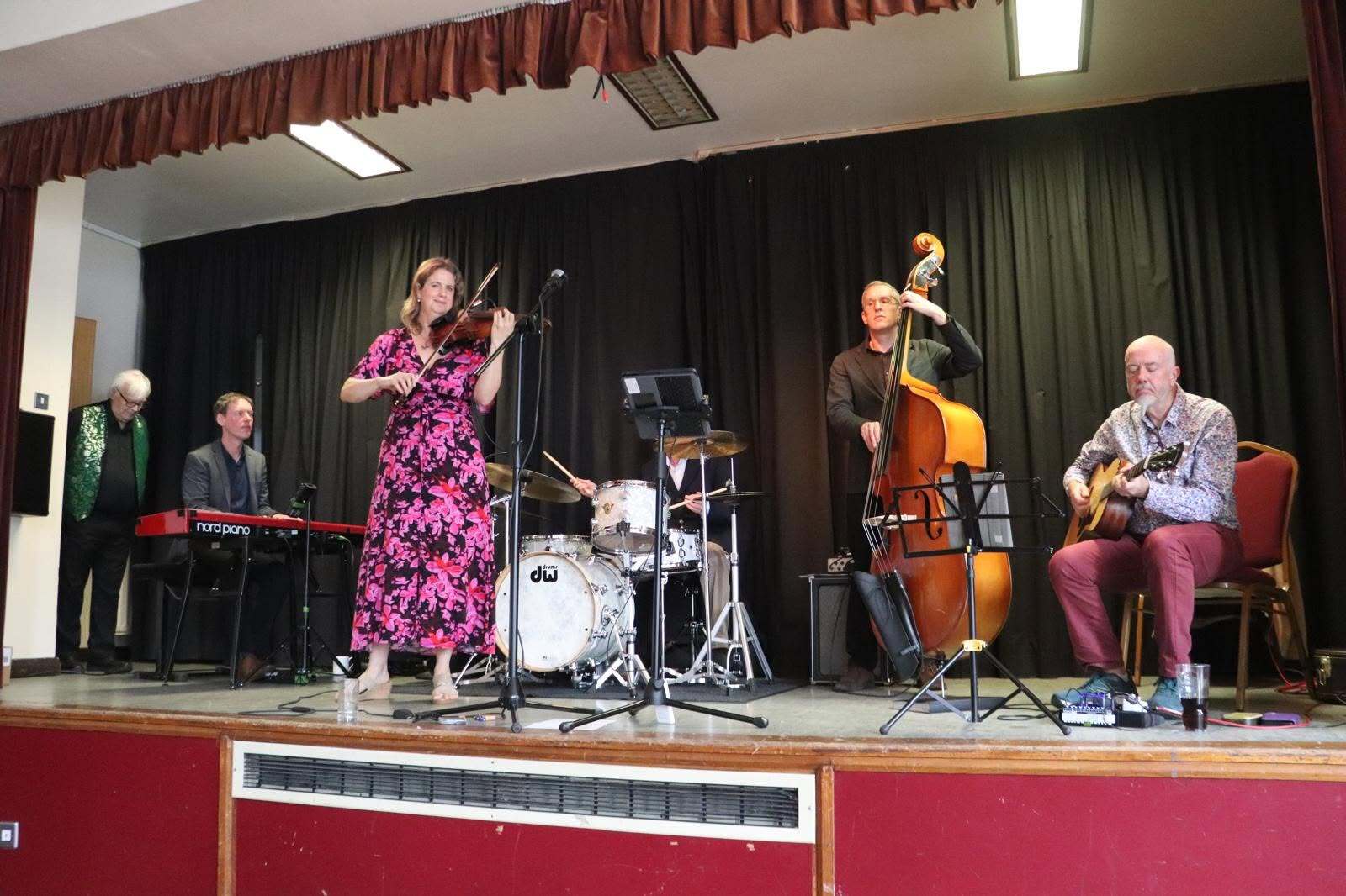 Fret & Fiddle on stage